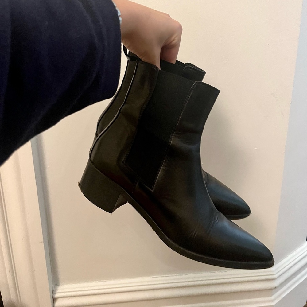 Aeyde Black Leather Pointed Toe Chelsea Boot | Size 7
